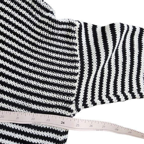 ππ» Eileen Fisher Knit Sweater Oversized Black & White Sz L - Picture 9 of 10